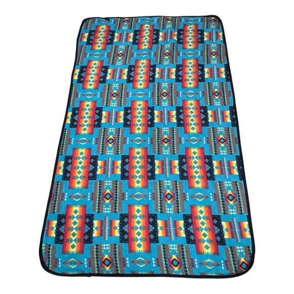 Southwestern Pattern Plush Fleece Blanket 58.5"x37" Aztec Geometric Design Throw - Picture 3 of 4